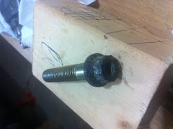 Cant find 12 pt upper bolt-12-pt-bolt.jpg