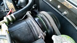 Coolant on the engine filler cap and A/C compressor-20140820_165205.jpg
