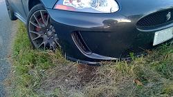 Memo to self: XKR is not an off-roader...-beached-xkr.jpg