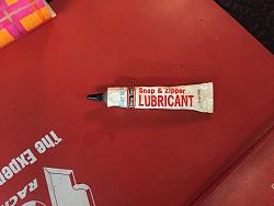 "Conv top not latched" - issues-mustangs-rer-window-zipper-lube..jpg