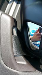 2013 XK - Seat Recline Gap (Driver vs Passenger)-passenger-gap.jpg