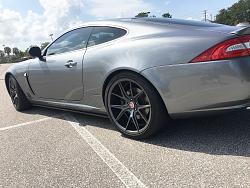 Mina Gallery Carbon Fiber front splitter &amp; side skirts-img_9273.jpg