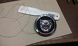 How To: 2012-2014 XK Grille Emblem Removal - It's just tape...-20160825_105338.jpg