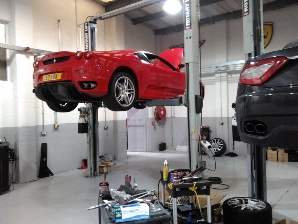 Name:  garage%201_zpsr8ikdhtw.jpg
Views: 182
Size:  154.0 KB