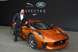 James Bond Options-2015-jaguar-land-rover-james-bond-spectre-cars-7-1.jpg