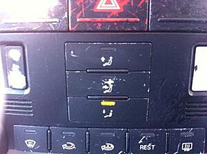 Sticky, gummy, no good "soft touch" buttons-lfvshkym.jpg