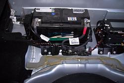 Removing/Replacing Dead Battery-jaguar-battery.jpg