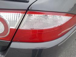 Cracked tail light-jag-back-light.jpg