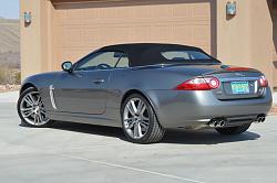 convertible compared to coupe-2009jaguarxkrportfolioeditionshowcase057.jpg