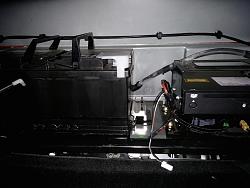 XK / XKR Battery Overview and Replacement-xkr-convertible-2007-batterie-02a.jpg