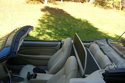 Wind deflector-p1040033.jpg
