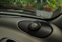 Dashboard Speakers-tweeter1.jpg