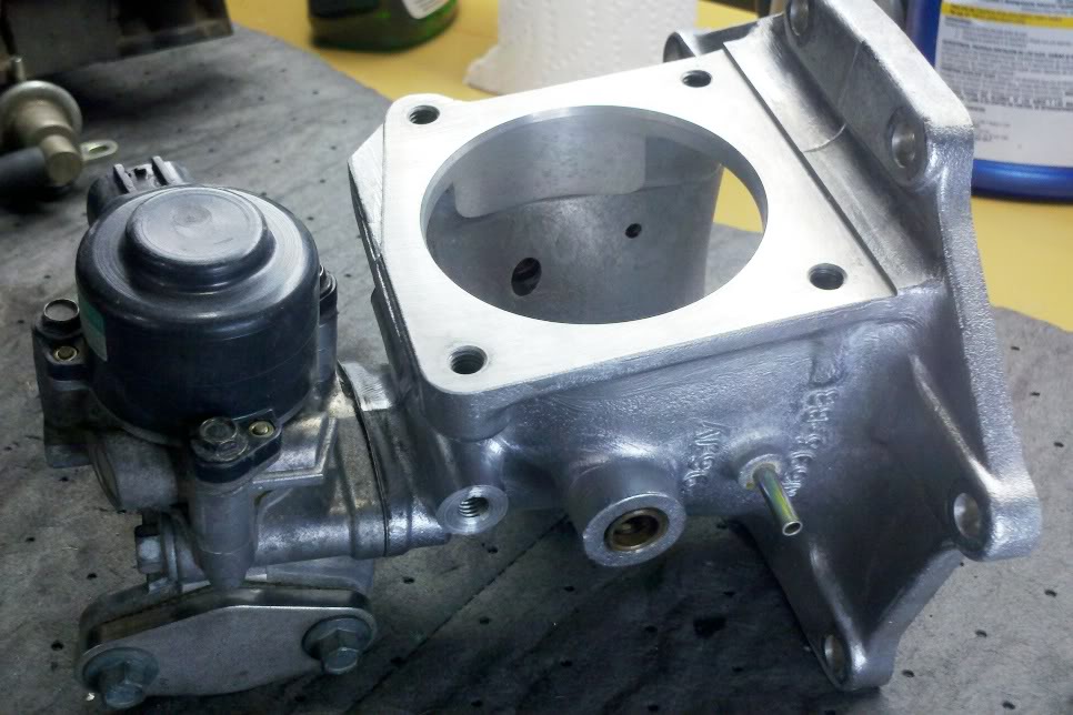 Name:  InductionElbowandEGRValveremovedandcleaned3-12-2012.jpg
Views: 1560
Size:  95.0 KB