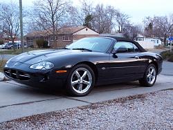 Wheel stud-xk8.jpg