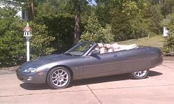 The lady all dolled up-jag-1.jpg