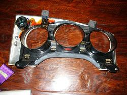 Removing dust from gauges-cluster.jpg