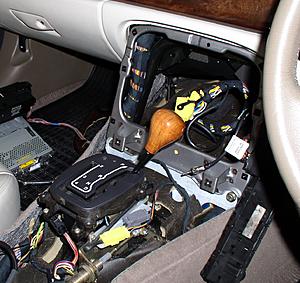 Center Console Big Fat Ground Wire goes?-radio.jpg
