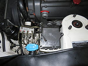 ABS Module Removal 2001 XK8-img_1534.jpg