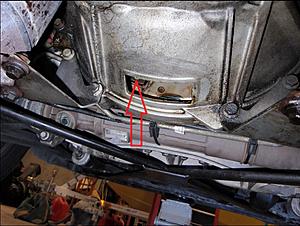 1998 XK8 leaking something-torque-bolt.jpg