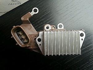 XK8 electrical fault-new-jaguar-alternator-voltage-regulator-jlm20187-jaguar-v8-_1.jpg