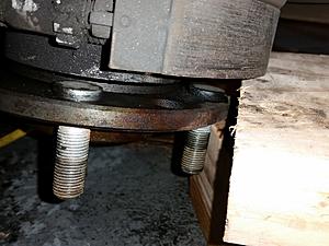 Rear wheel bearing install-20180322_194716.jpg