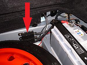 2005 XKR Cuts out-hppm.jpg