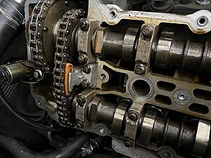 Great news! My 2002 XK8 has third generation tensioners!-img_1631.jpeg