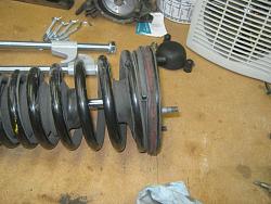 Changing front and rear shocks on 1997 XK8-jag-fr-spring-pad-01.jpg