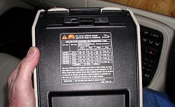 WTB: Bottom Latch-02-cubby-box-lid.jpg