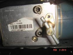 Convertible top: conversion to manual latch operation-jag-pump.jpg