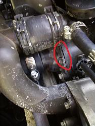 Crack in coolant manifold, JB Weld?-0220131207a.jpg