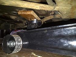 Fitting new rear springs and shock bushes-img-20120706-00101.jpg