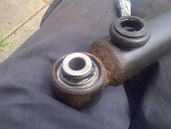 Fitting new rear springs and shock bushes-img-20120706-00139.jpg