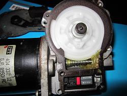 Wiper motor is possessed - RESOLVED-img_1776_zps6c1ddf4f.jpg