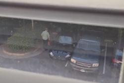 Someone from the forum?-dont-park-like-jerk_1.jpeg