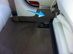 Carpet wet in rear footwell-img_0150.jpg