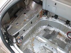 White Powder in Battery Compartment....-bc22_zpsda1404db.jpg