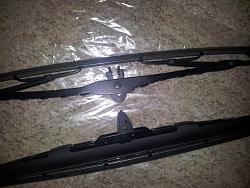 Windscreen wipers - British Parts-20140313_160636_zps7e6f0bfc.jpg