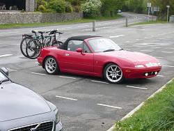 Hitch on the XK8-wales241430_10150176679823509_5013121_o.jpg