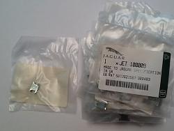 seat cover for one - lets keep the cars looking good.-clips.jpg