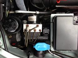 2003 ABS thing has no cover???-image.jpg