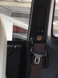 1998 XK8 Seatbelt thing.. PLEASE HELP-img_8241.jpg