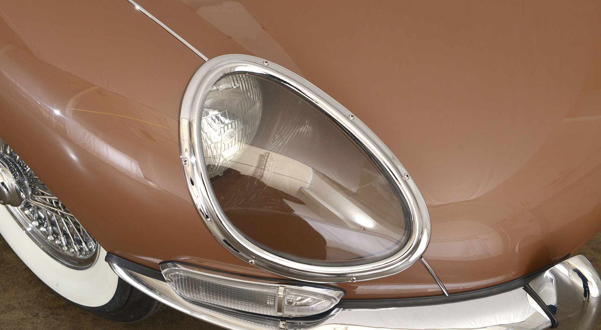 Gorgeous First Gen 1961 Jaguar E-Type Roadster