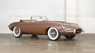 Gorgeous First Gen 1961 Jaguar E-Type Roadster