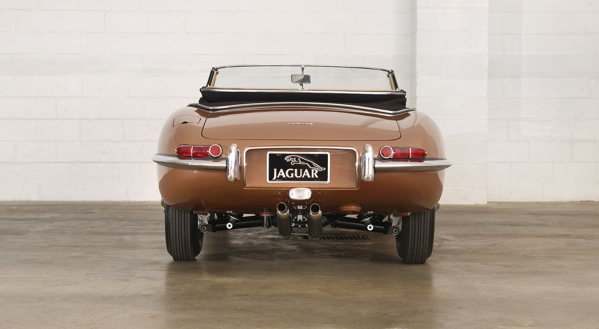 Gorgeous First Gen 1961 Jaguar E-Type Roadster
