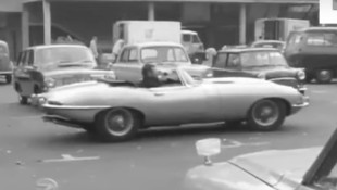 Jaguar E-Type Film Noir Police Pursuit