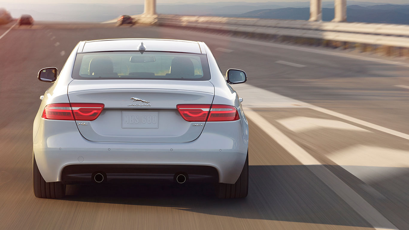 Jaguar XE