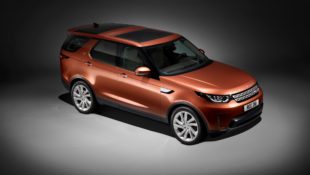 Land Rover Unveils Fifth Generation Discovery with Much Fanfare