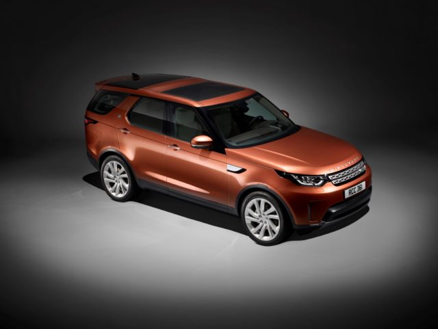 Land Rover Unveils Fifth Generation Discovery with Much Fanfare