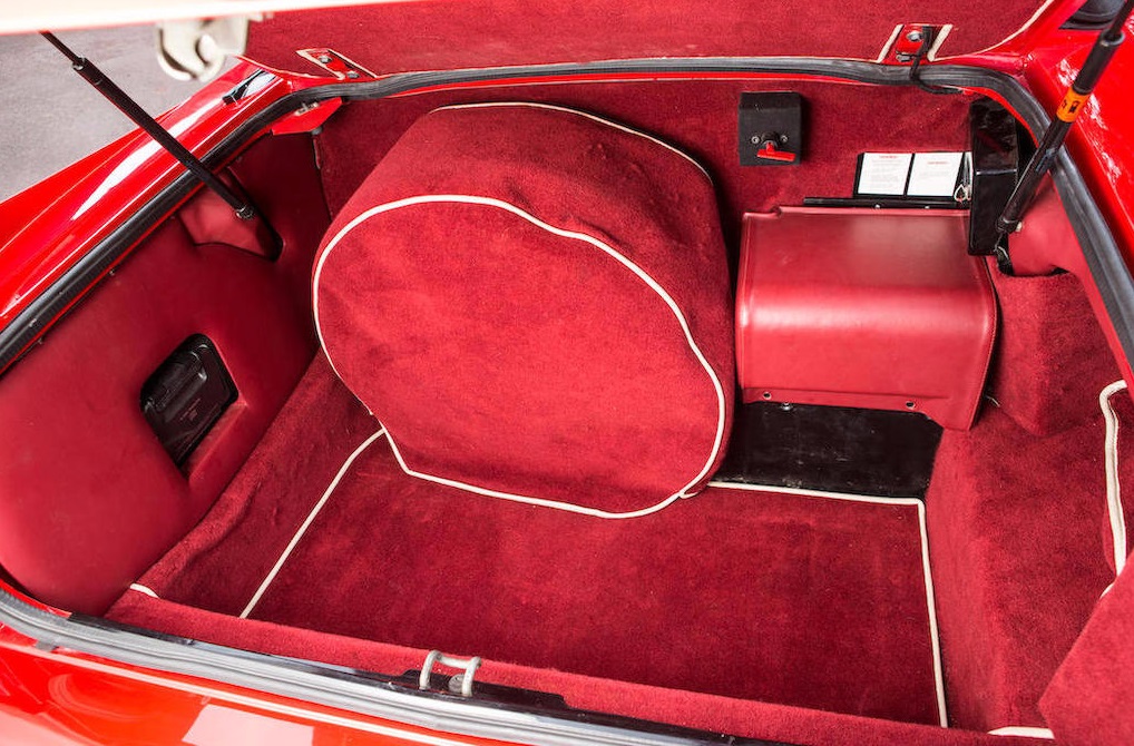Lister Jaguar XJS Is 7-Liters Of Le Mans Ready